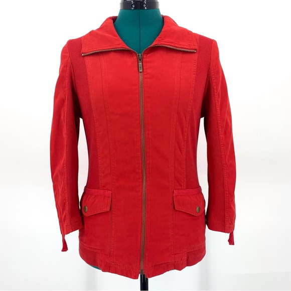 Orly Red Nylon with Ribbed Sides 3/4 Ruched Sleeves Zipper Front Jacket, 10 - Picture 3 of 16